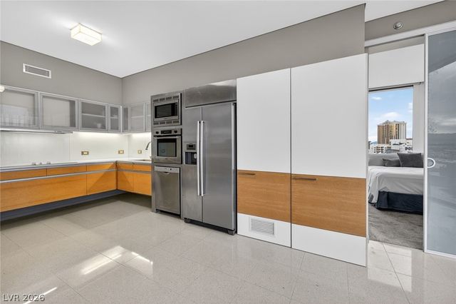 3722 Las Vegas Boulevard 1702, Las Vegas, NV 89158