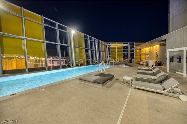 3722 Las Vegas Boulevard 1702, Las Vegas, NV 89158