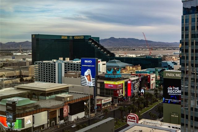 3722 Las Vegas Boulevard 1702, Las Vegas, NV 89158