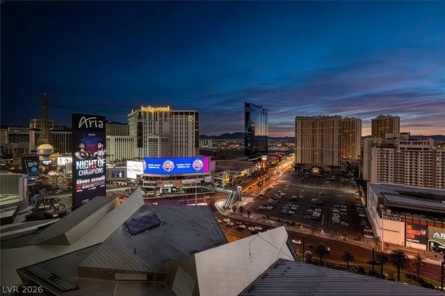 3722 Las Vegas Boulevard 1702, Las Vegas, NV 89158