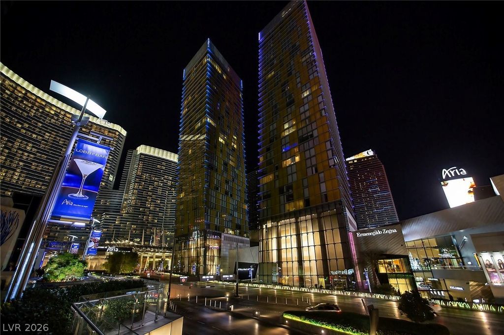 3722 Las Vegas Boulevard 1702, Las Vegas, NV 89158