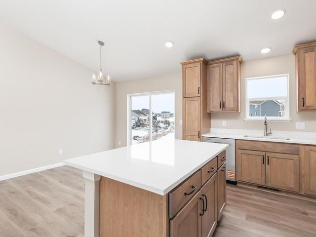 9747 Jasmine Avenue, Hanover, MN 55341