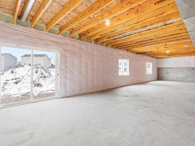 9747 Jasmine Avenue, Hanover, MN 55341