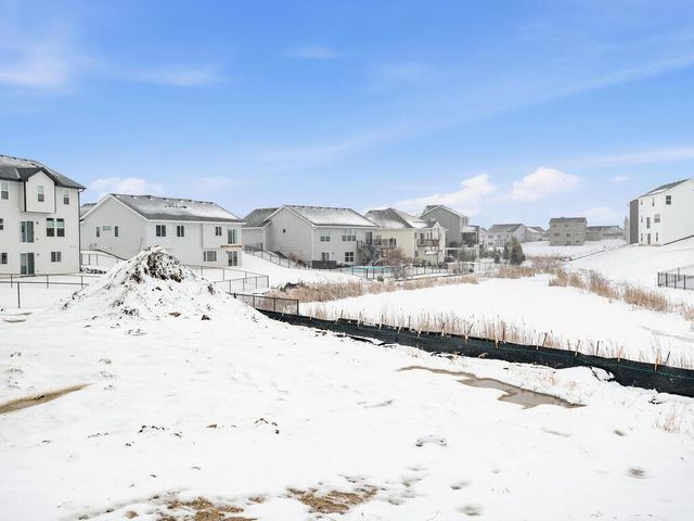 9747 Jasmine Avenue, Hanover, MN 55341