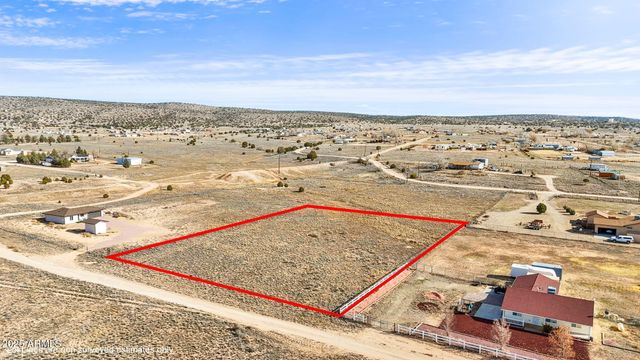 25725 N LILY Drive 75, Paulden, AZ 86334