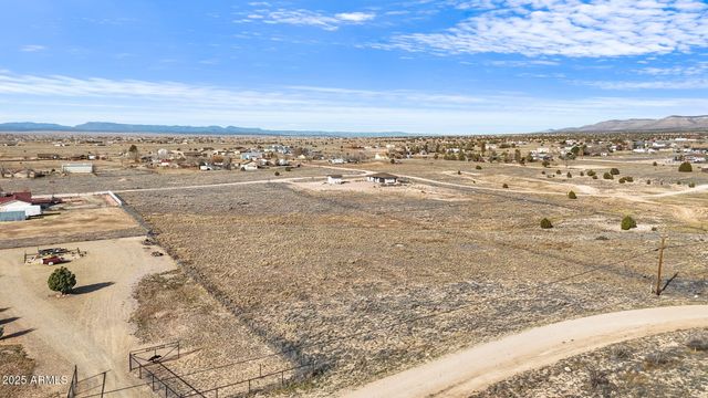 25725 N LILY Drive 75, Paulden, AZ 86334