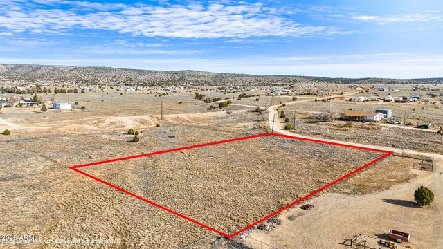 25725 N LILY Drive 75, Paulden, AZ 86334