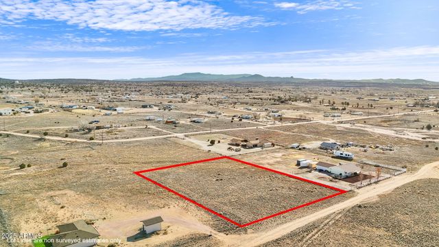 25725 N LILY Drive 75, Paulden, AZ 86334