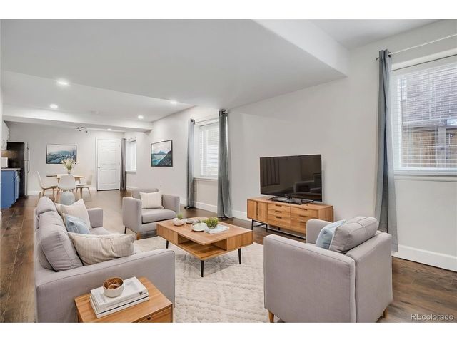 24625 E Chenango Dr, Aurora, CO 80016