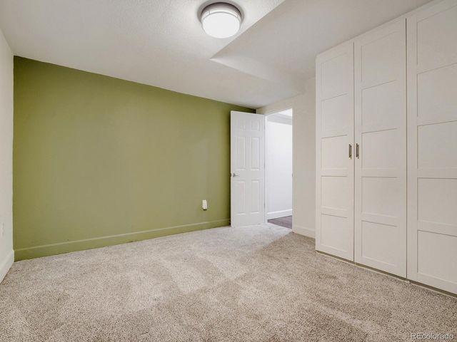 24625 E Chenango Dr, Aurora, CO 80016