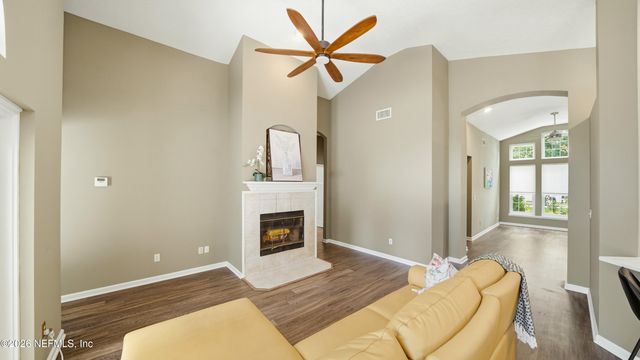 1607 HIGHLAND VIEW Court, Orange Park, FL 32203