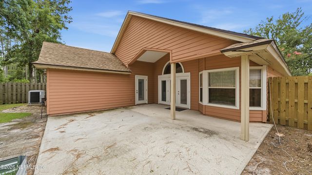 1607 HIGHLAND VIEW Court, Orange Park, FL 32203