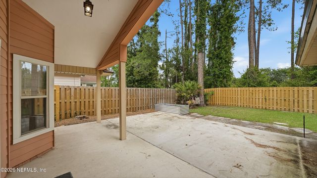 1607 HIGHLAND VIEW Court, Orange Park, FL 32203