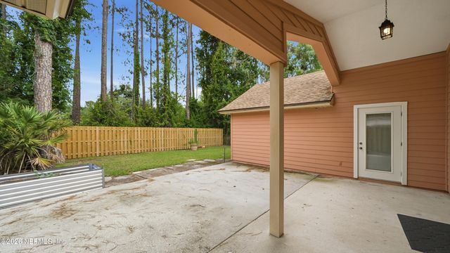 1607 HIGHLAND VIEW Court, Orange Park, FL 32203
