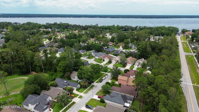 1607 HIGHLAND VIEW Court, Orange Park, FL 32203