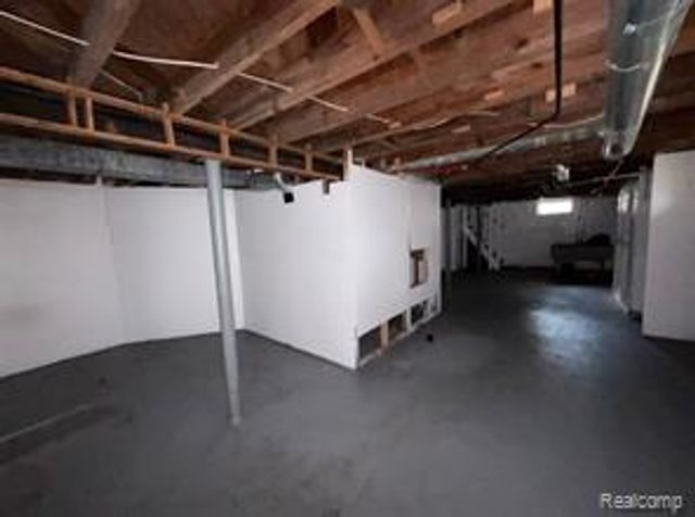 17335 Birwood Street, Detroit, MI 48221