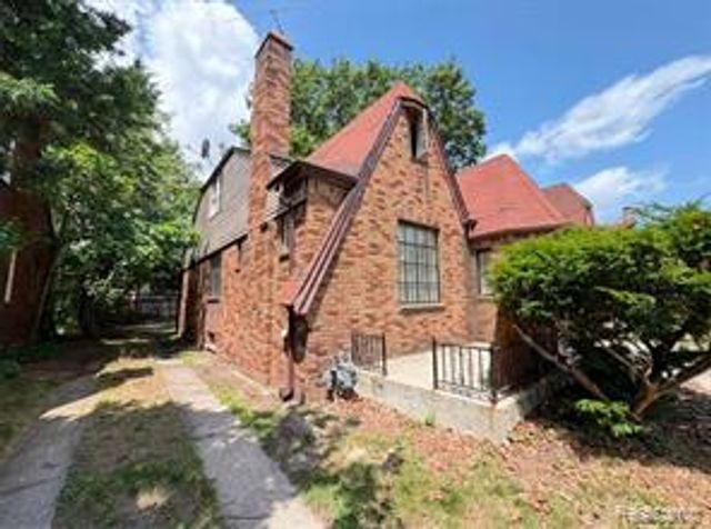 17335 Birwood Street, Detroit, MI 48221