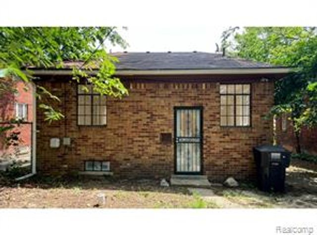 17335 Birwood Street, Detroit, MI 48221