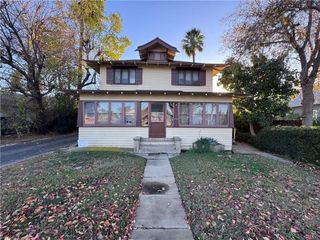 2726 5th Street 2, Riverside, CA 92507