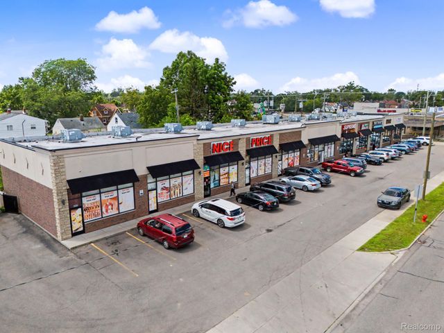 6907 Greenfield Road, Detroit, MI 48228