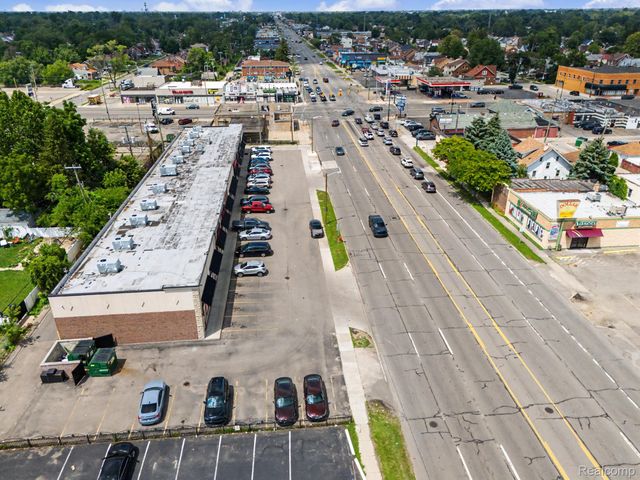 6907 Greenfield Road, Detroit, MI 48228