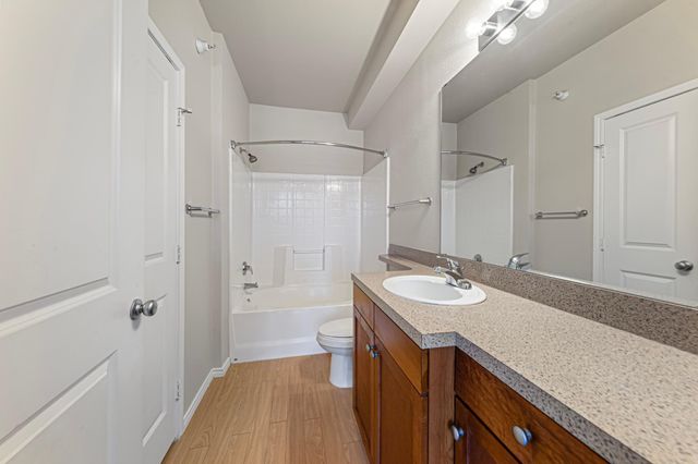 13570 Technology Drive 2106, Eden Prairie, MN 55344