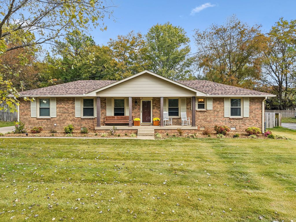 617 Atlanta Dr, Hermitage, TN 37076