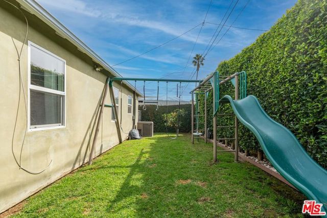 8335 Colegio Drive, Los Angeles, CA 90045