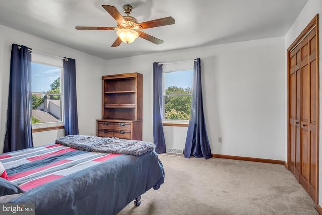 1210 E POWDERHORN RD, Mechanicsburg, PA 17050
