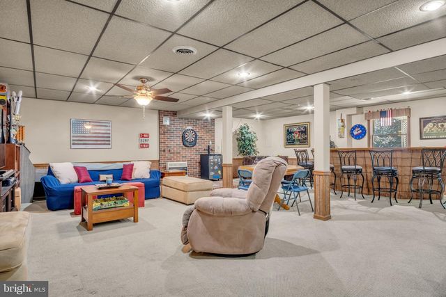 1210 E POWDERHORN RD, Mechanicsburg, PA 17050
