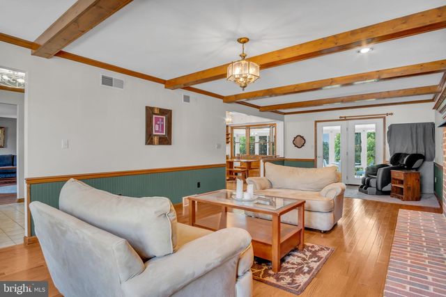 1210 E POWDERHORN RD, Mechanicsburg, PA 17050