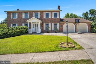 1210 E POWDERHORN RD, Mechanicsburg, PA 17050