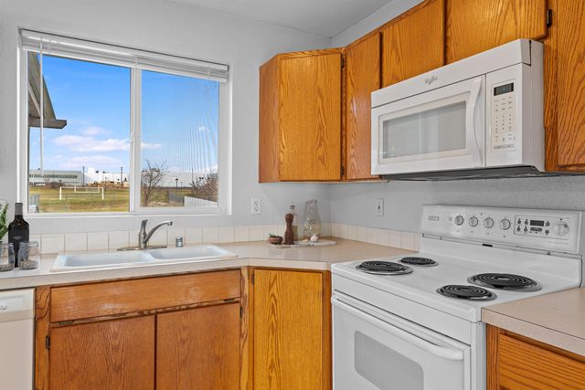 2615 E Liberty Ave, Spokane, WA 99207