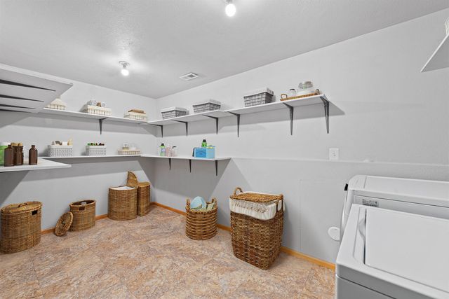 2615 E Liberty Ave, Spokane, WA 99207