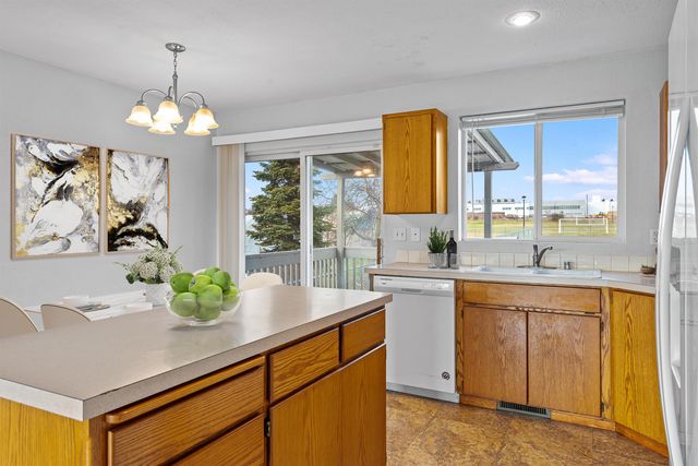 2615 E Liberty Ave, Spokane, WA 99207