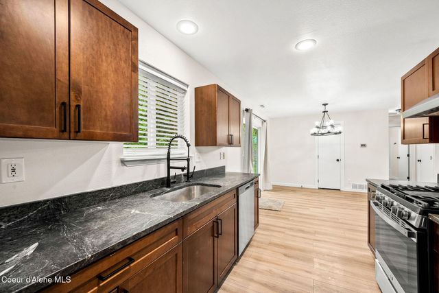 1717 MAIN ST A&B, Sandpoint, ID 83864