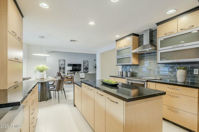 11942 N 95TH Street, Scottsdale, AZ 85260