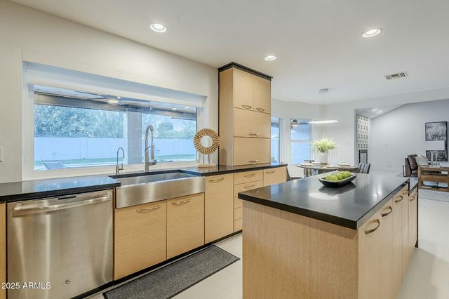 11942 N 95TH Street, Scottsdale, AZ 85260