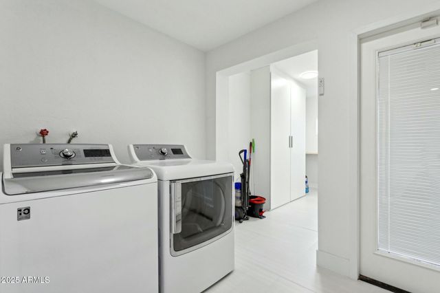 11942 N 95TH Street, Scottsdale, AZ 85260