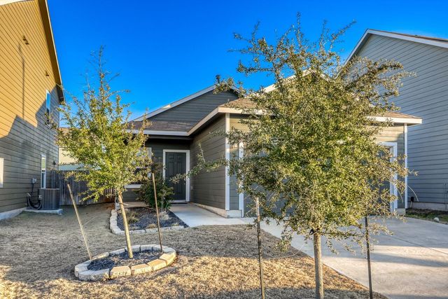 308 Geode GLN, Maxwell, TX 78656