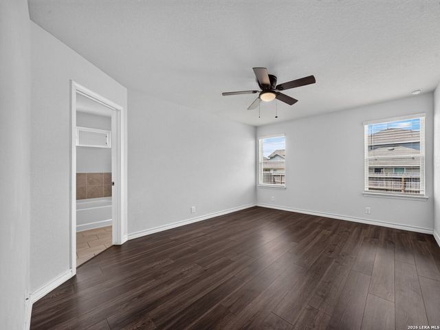 723 Overlook Rdg, Cibolo, TX 78108