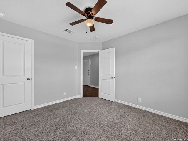 723 Overlook Rdg, Cibolo, TX 78108