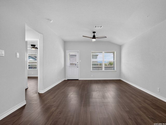 723 Overlook Rdg, Cibolo, TX 78108