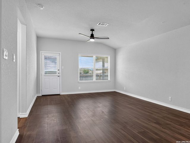 723 Overlook Rdg, Cibolo, TX 78108