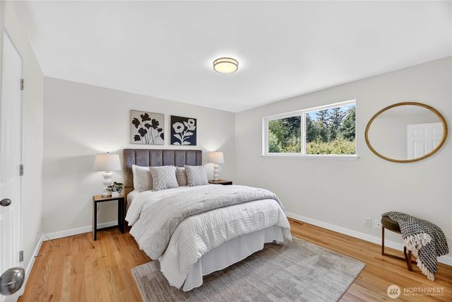 9114 207th Place SW, Edmonds, WA 98026