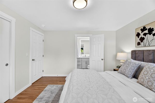 9114 207th Place SW, Edmonds, WA 98026