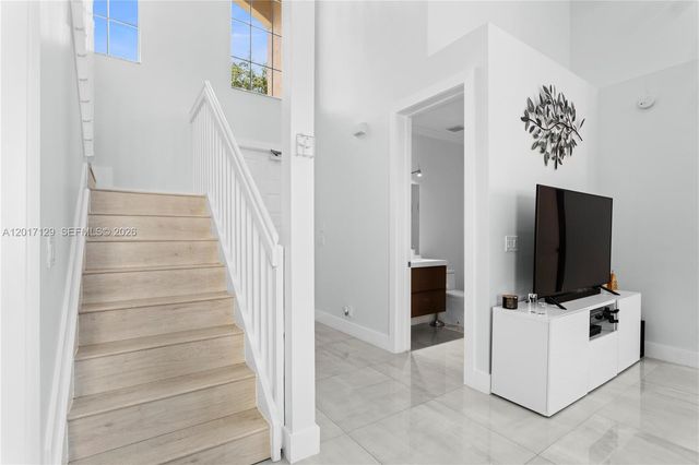 1240 Grant St, Hollywood, FL 33019