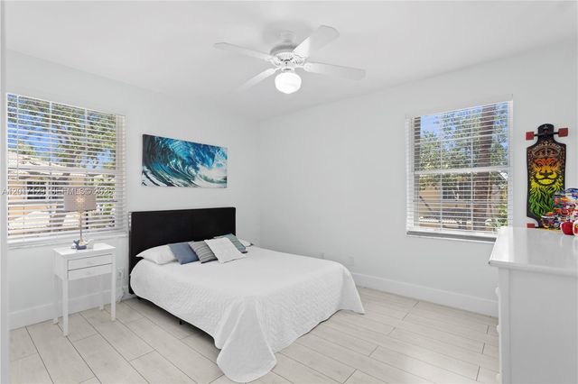 1240 Grant St, Hollywood, FL 33019