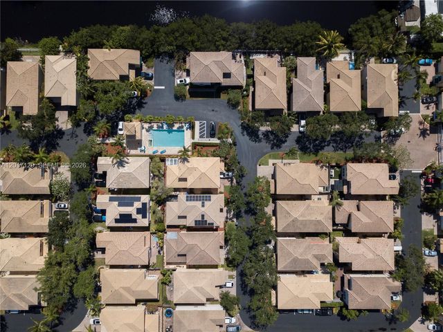 1240 Grant St, Hollywood, FL 33019