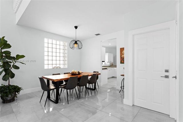 1240 Grant St, Hollywood, FL 33019